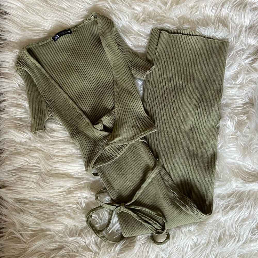 Green Dress 🌿